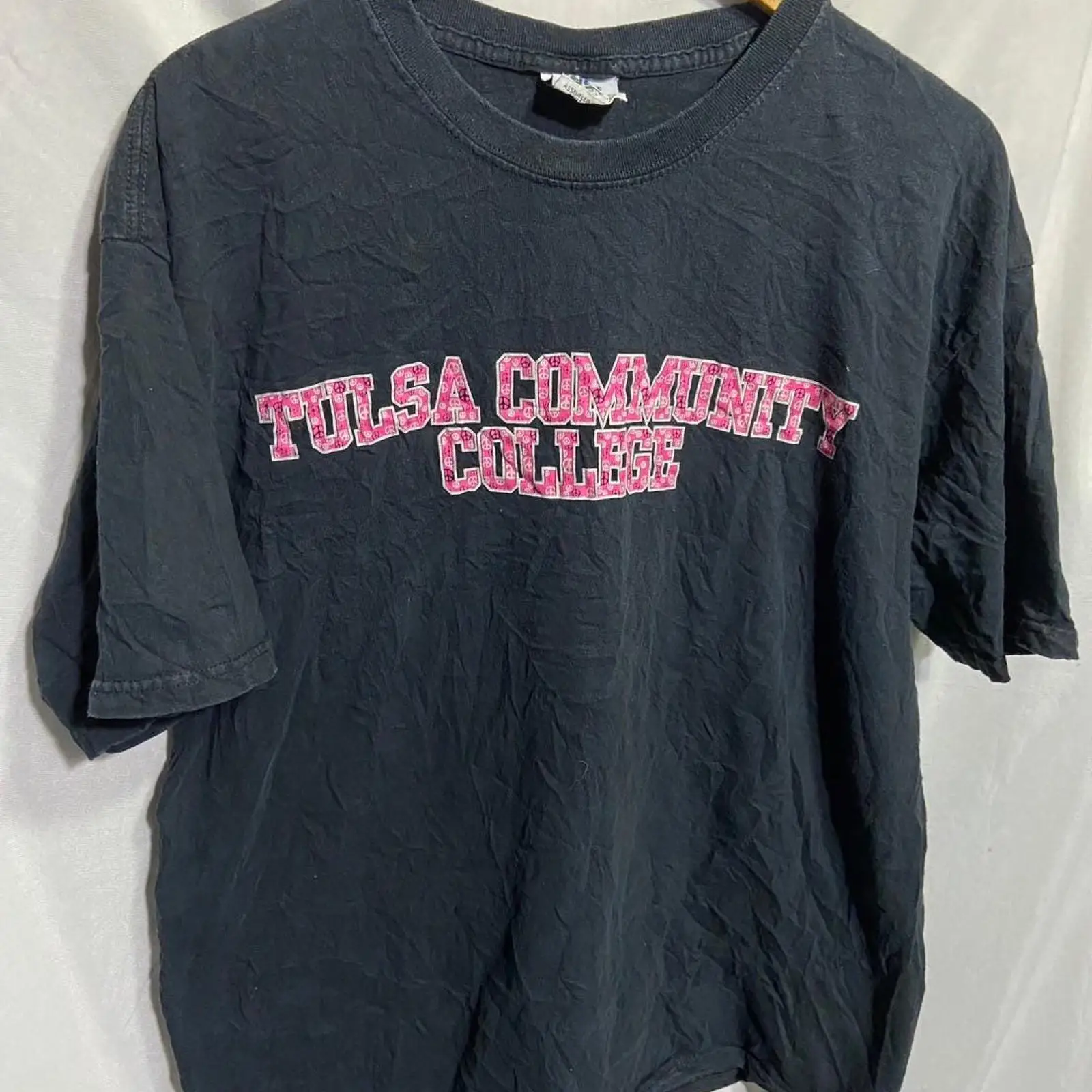빈티지 90년대 툴라 커뮤니티 칼리지 티셔츠 XL 사이 - Vintage Fashion Community 리뷰 및 가격