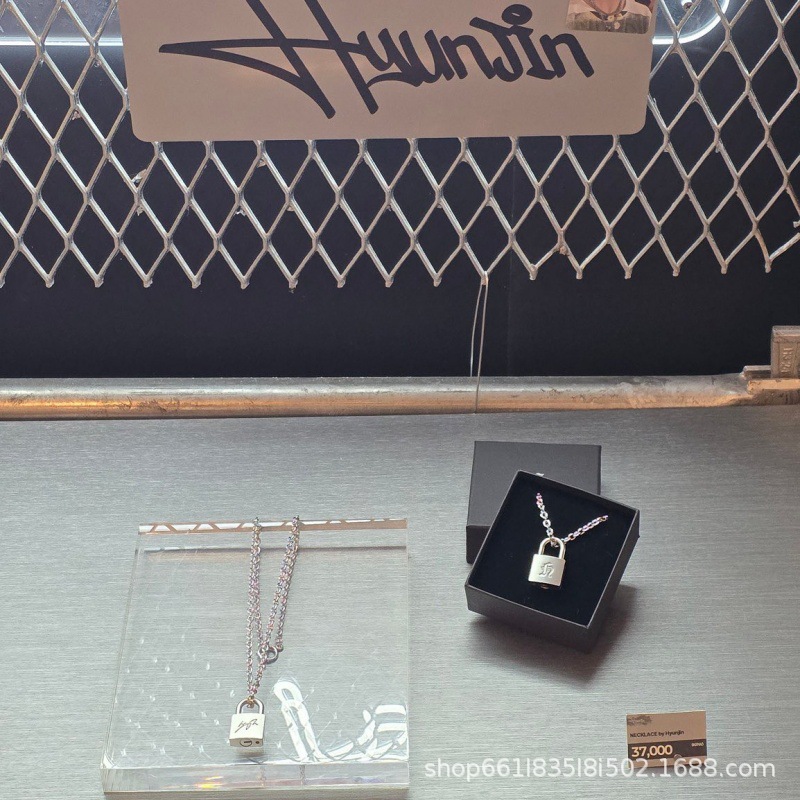 Ashionable 크리 에이 티브 금속 잠금 목걸이  - Vintage Fashion Necklace 리뷰 및 가격